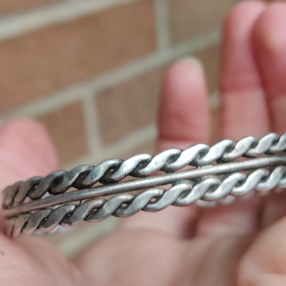 Vintage sterling braided cuff bracelet - Picture 16 of 16